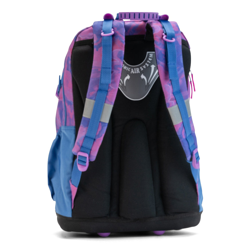 The ergonomic back with channelled padding, reflective tabs and a grab handle on the Savvy School bag.